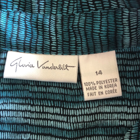 Gloria Vanderbilt Beautiful shirt - Picture 3 of 5